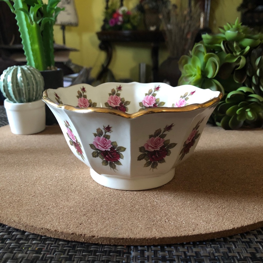 Vintage Rose Trinket Jewelry Dish - Picture 6 of 6